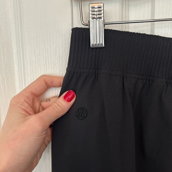 lululemon Stretch Woven High-Rise Wide Leg Pant, Sz. 6, black - Picture 10 of 10